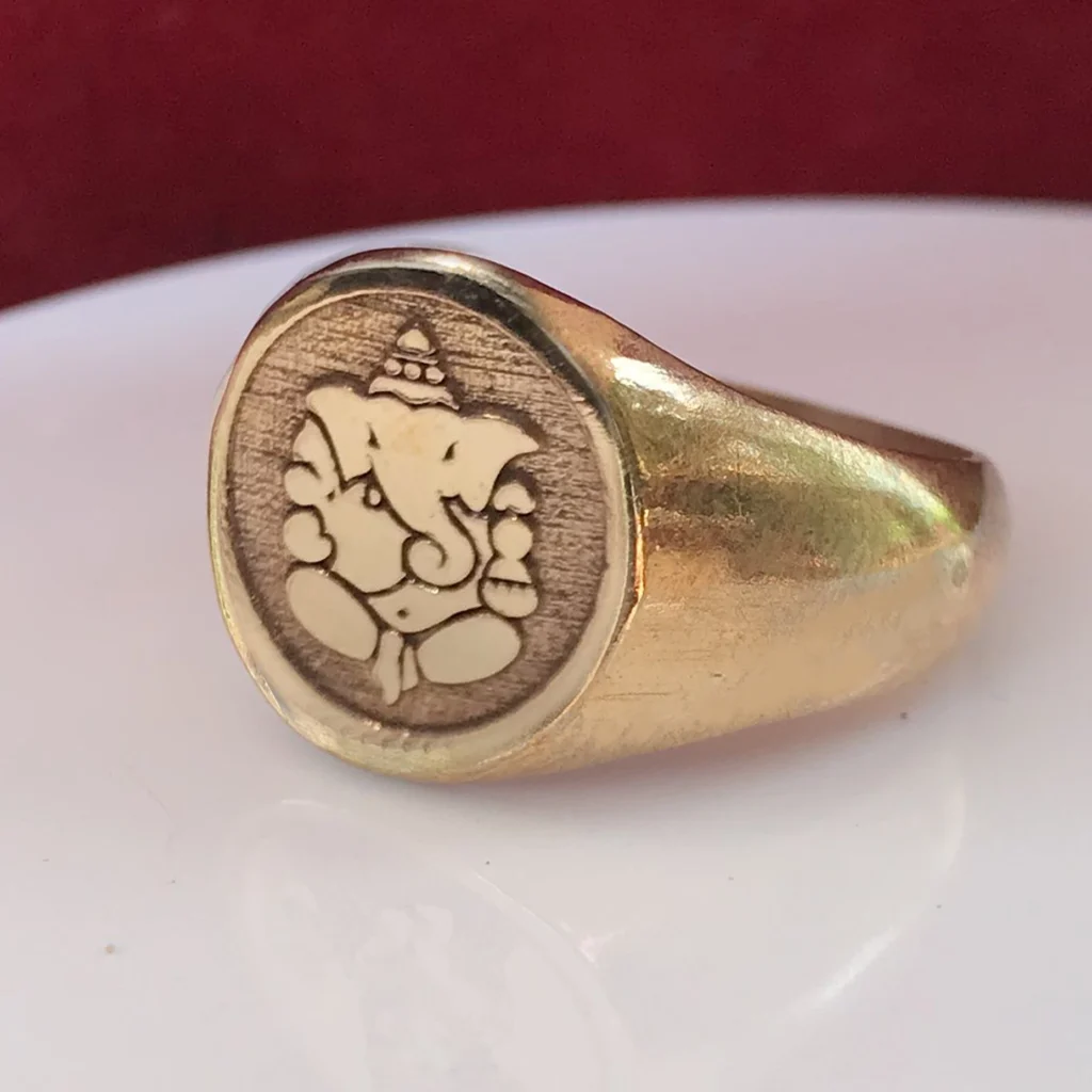 Panchaloha Vinayagar Ring – Divine and temple jewelry