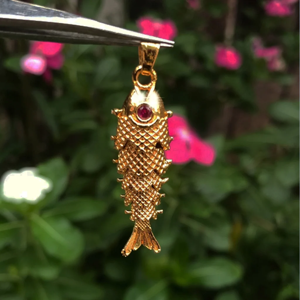 Realistic Fish Panchaloha Pendant – Traditional Artisan Dollar